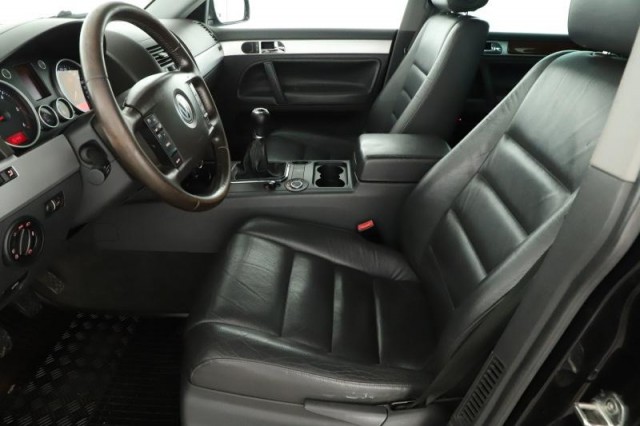 Volkswagen Touareg  2.5 R5 TDI 