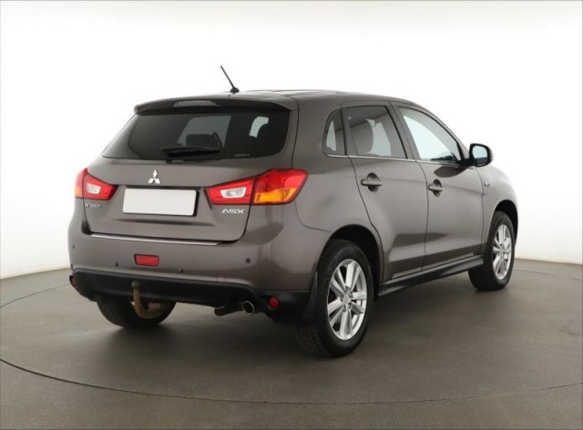 Mitsubishi ASX  2.2 DI-D 