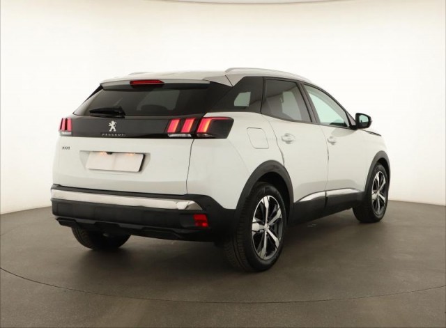 Peugeot 3008  1.5 BlueHDi Allure