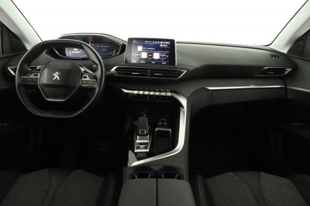 Peugeot 3008  1.5 BlueHDi Allure