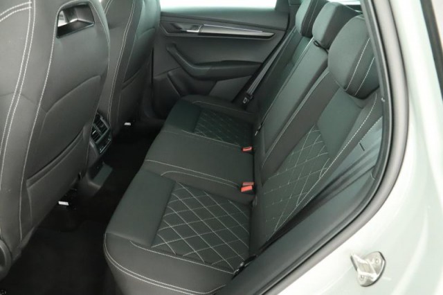 Škoda Karoq  1.5 TSI Sportline