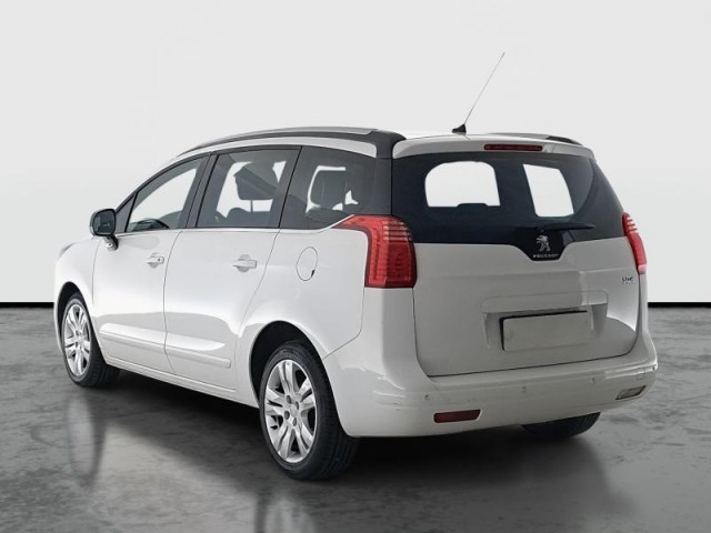 Peugeot 5008  2.0 BlueHDi 