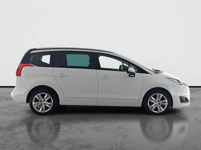 Peugeot 5008  2.0 BlueHDi 