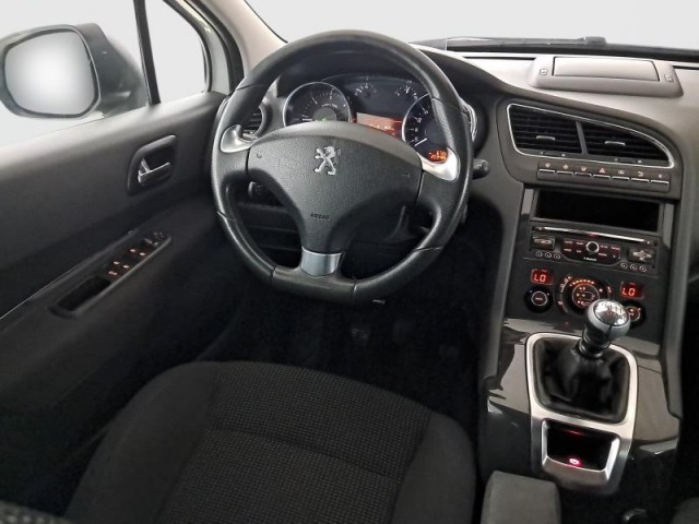 Peugeot 5008  2.0 BlueHDi 