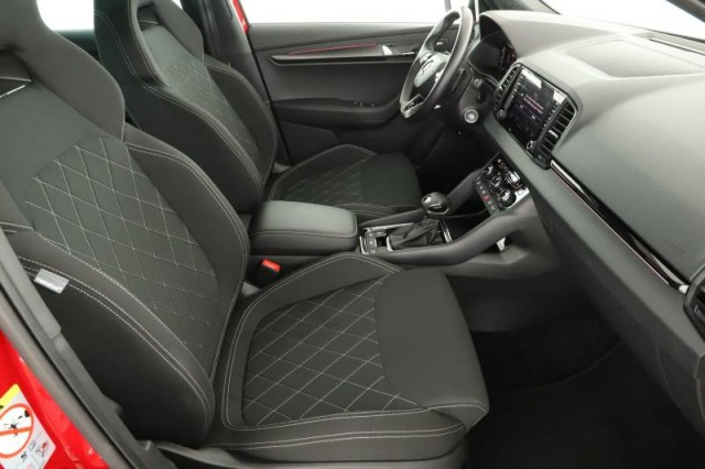 Škoda Karoq  1.5 TSI Sportline
