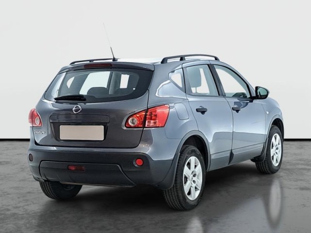 Nissan Qashqai  1.6 