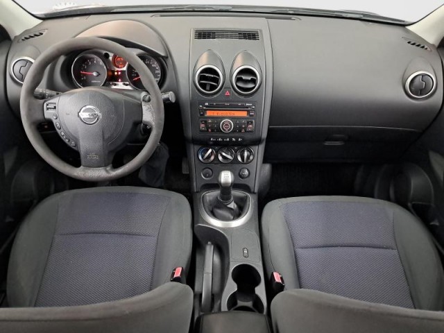 Nissan Qashqai  1.6 