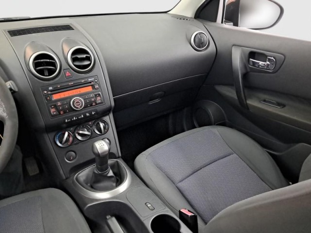 Nissan Qashqai  1.6 