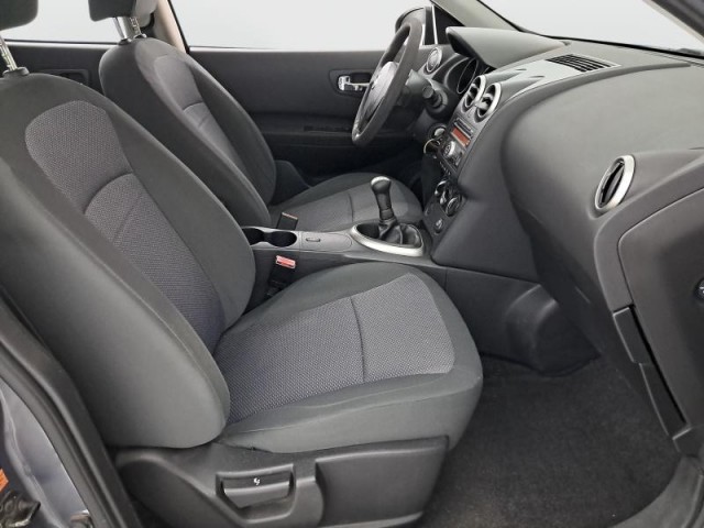 Nissan Qashqai  1.6 