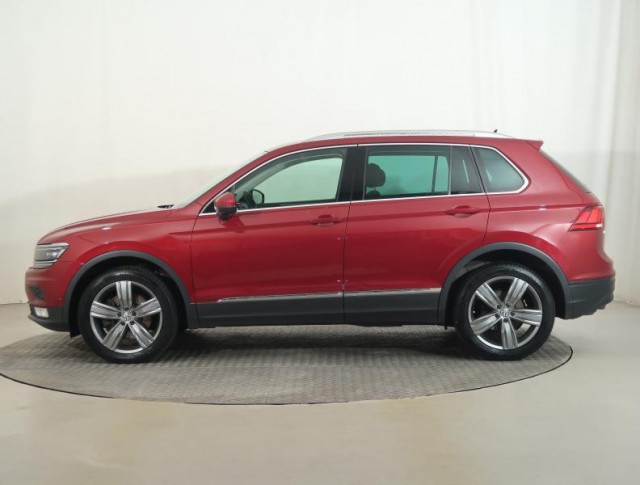 Volkswagen Tiguan  2.0 TSI Trendline