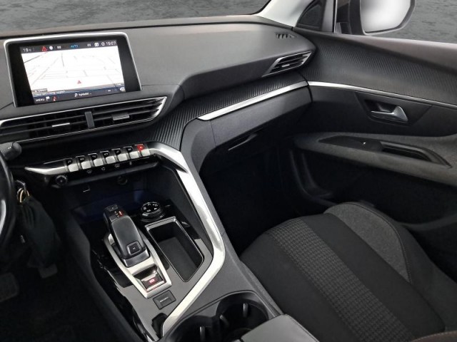 Peugeot 3008  1.6 BlueHDi 