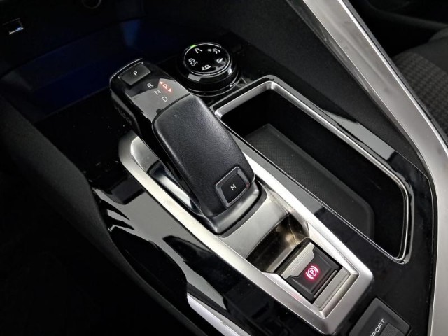 Peugeot 3008  1.6 BlueHDi 