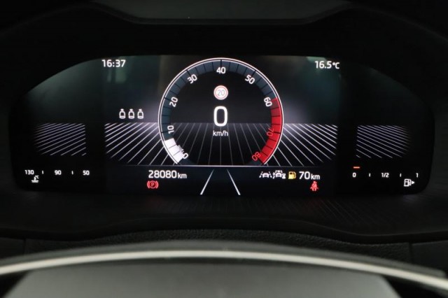 Škoda Karoq  1.5 TSI Drive