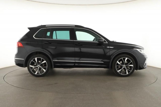 Volkswagen Tiguan  2.0 TSI R-Line