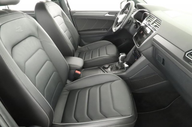 Volkswagen Tiguan  2.0 TSI R-Line