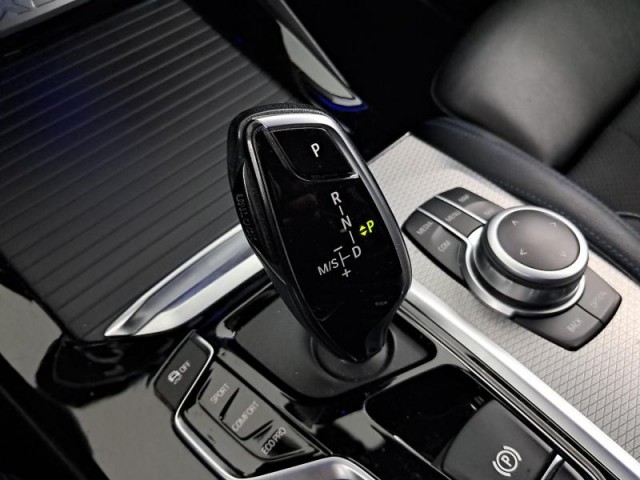 BMW X3  xDrive20d 