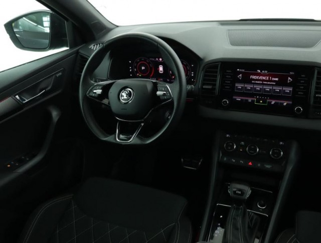Škoda Karoq  1.5 TSI Sportline