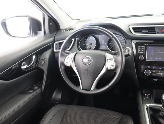 Nissan Qashqai  1.2 DIG-T 
