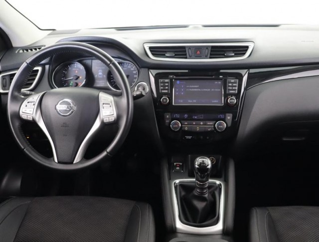 Nissan Qashqai  1.2 DIG-T 