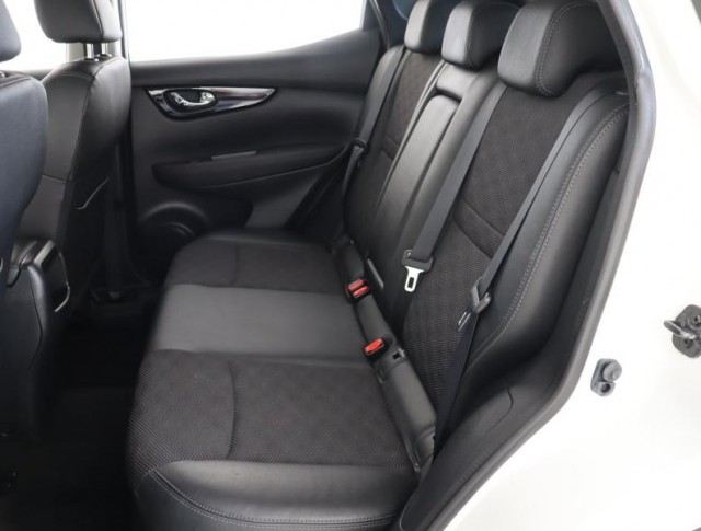 Nissan Qashqai  1.2 DIG-T 
