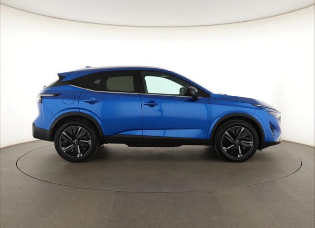 Nissan Qashqai  1.3 DIG-T MHEV Tekna
