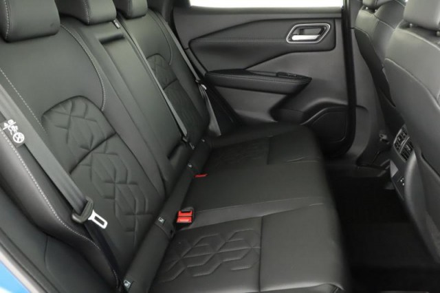 Nissan Qashqai  1.3 DIG-T MHEV Tekna