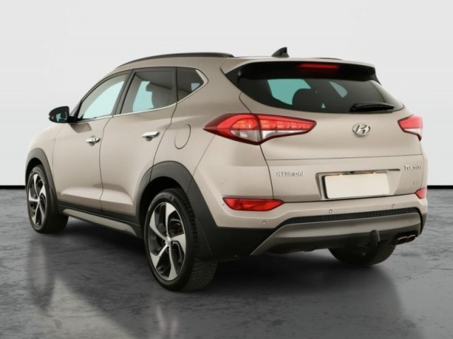 Hyundai Tucson  2.0 CRDi 