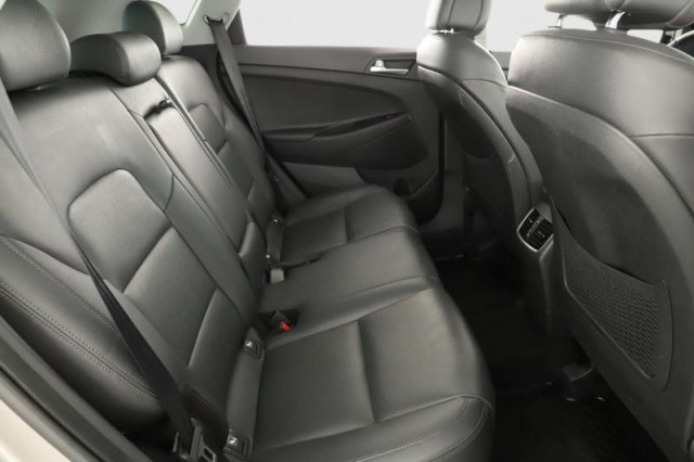 Hyundai Tucson  2.0 CRDi 