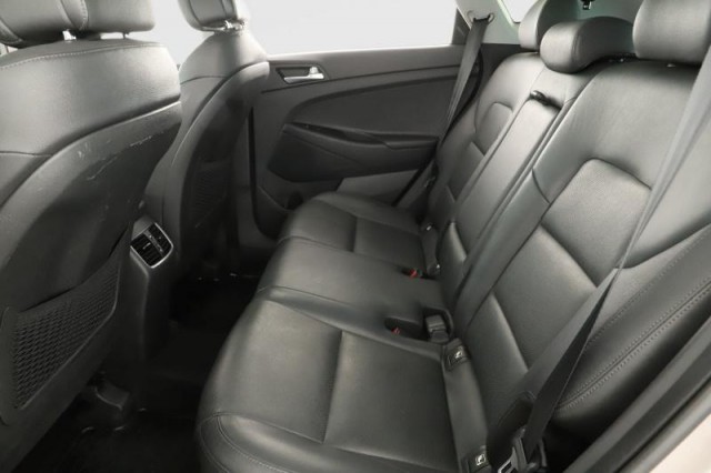 Hyundai Tucson  2.0 CRDi 