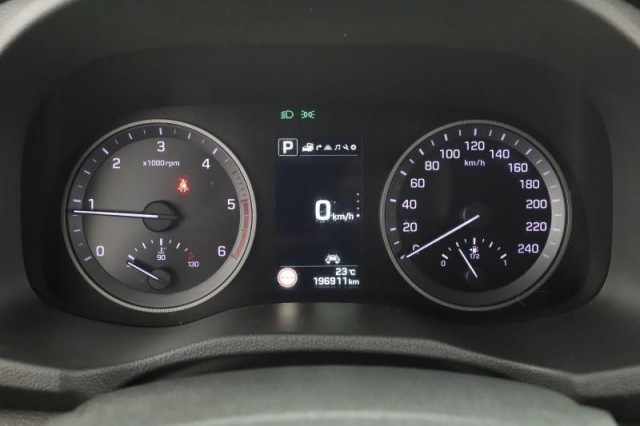 Hyundai Tucson  2.0 CRDi 