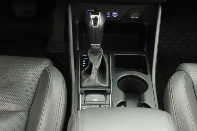 Hyundai Tucson  2.0 CRDi 
