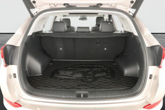 Hyundai Tucson  2.0 CRDi 