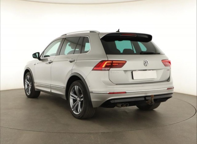 Volkswagen Tiguan  2.0 TDI R-Line