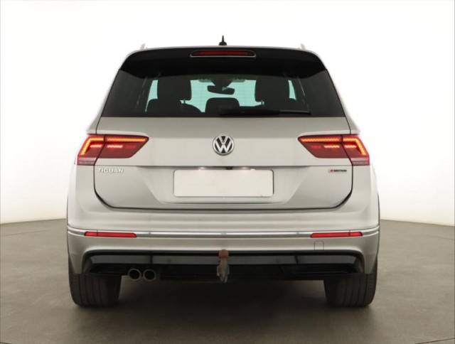 Volkswagen Tiguan  2.0 TDI R-Line