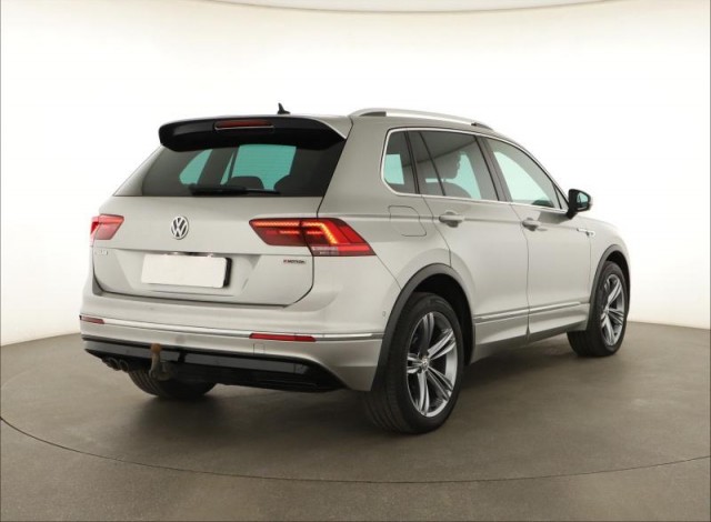Volkswagen Tiguan  2.0 TDI R-Line