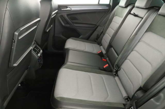 Volkswagen Tiguan  2.0 TDI R-Line