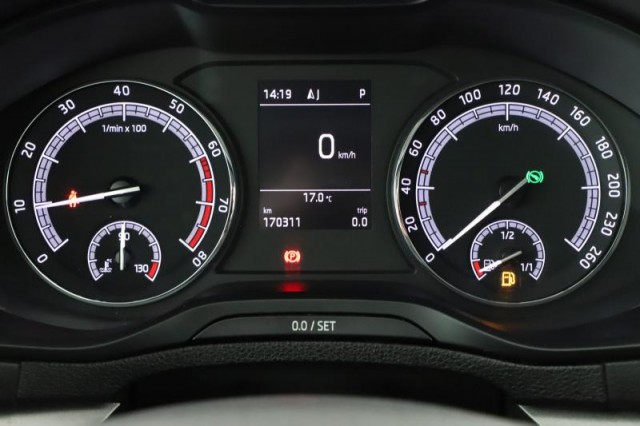 Škoda Karoq  1.5 TSI 