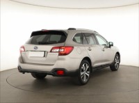 Subaru Outback  2.5 i 