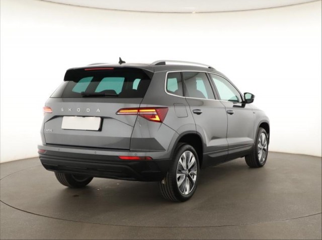 Škoda Karoq  1.5 TSI Drive