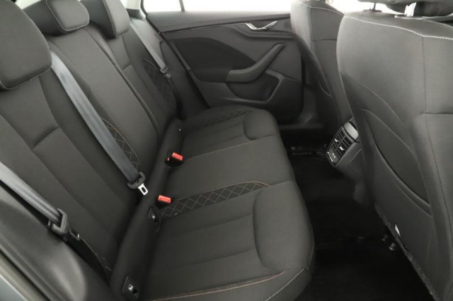 Škoda Kamiq  1.0 TSI Fresh