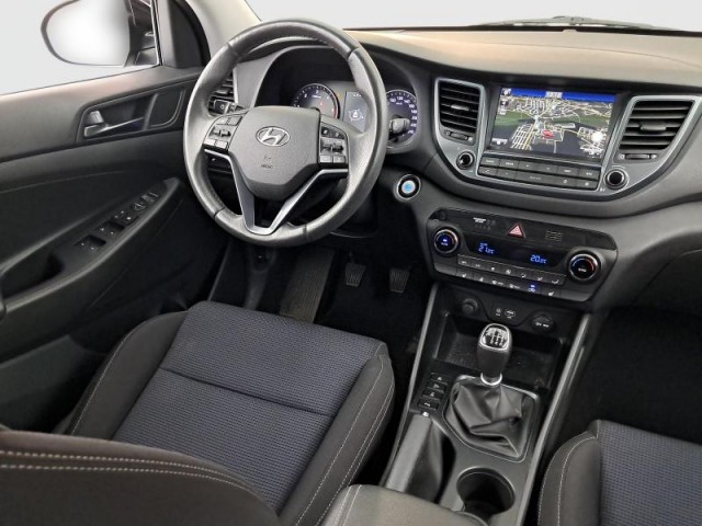 Hyundai Tucson  2.0 CRDi 
