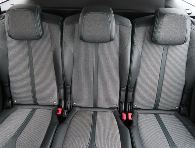 Peugeot 5008  1.5 BlueHDi 