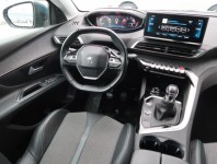Peugeot 5008  1.5 BlueHDi 