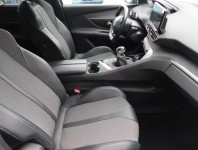 Peugeot 5008  1.5 BlueHDi 