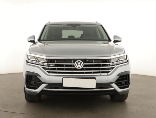 Volkswagen Touareg  3.0 TDI R-Line