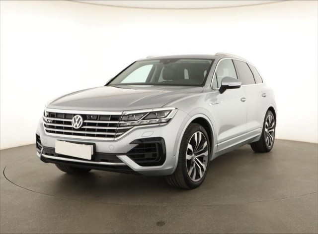 Volkswagen Touareg  3.0 TDI R-Line