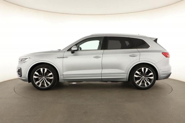 Volkswagen Touareg  3.0 TDI R-Line
