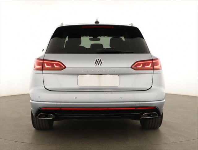 Volkswagen Touareg  3.0 TDI R-Line