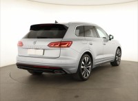 Volkswagen Touareg  3.0 TDI R-Line
