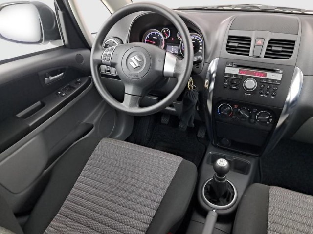 Suzuki SX4  1.6 VVT 